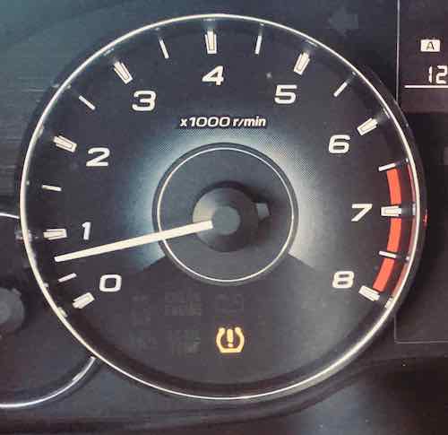 Tire pressure warning light (TPMS)